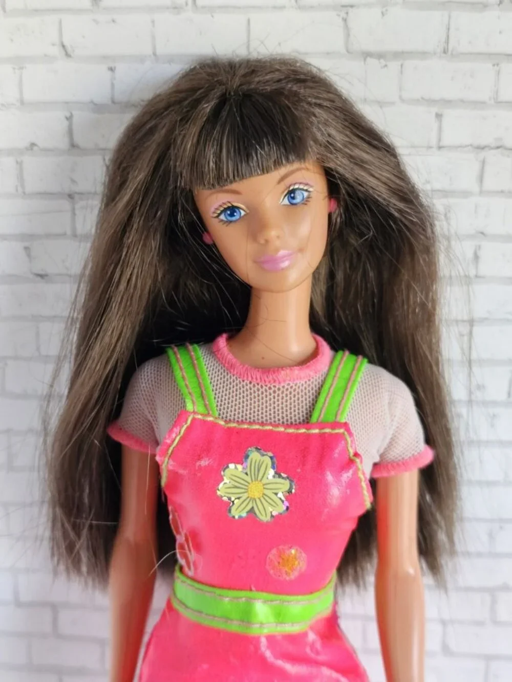 Mattel Barbie Sticker Craze Doll Early 2000s Brunette Pink Dress Y2K Blue Eyes